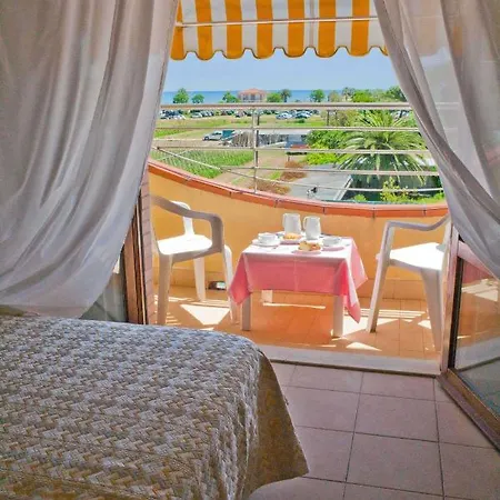 Rivadoro-spiaggia Ombrellone E Lettini-piscina-parcheggio 3* Martinsicuro