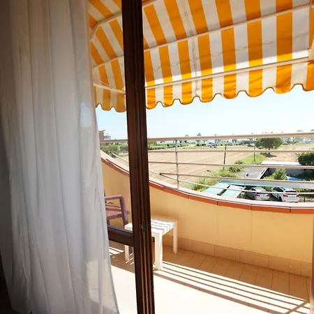 Hotel Rivadoro-spiaggia Ombrellone E Lettini-piscina-parcheggio Martinsicuro