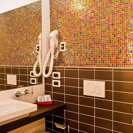 Rivadoro-spiaggia Ombrellone E Lettini-piscina-parcheggio 3* Martinsicuro