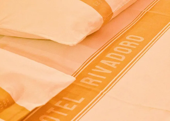 Rivadoro-spiaggia Ombrellone E Lettini-piscina-parcheggio Martinsicuro