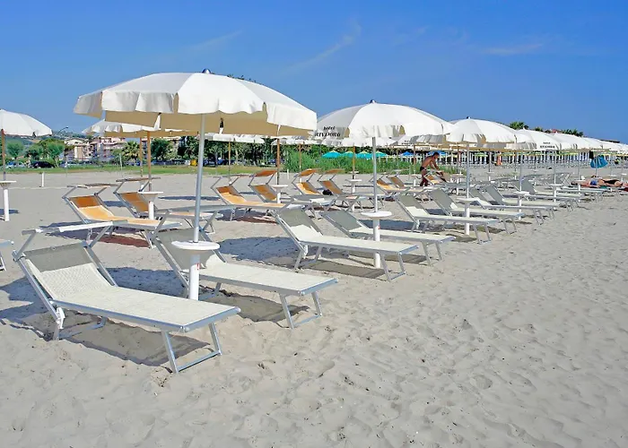 Rivadoro-spiaggia Ombrellone E Lettini-piscina-parcheggio Otel 3*