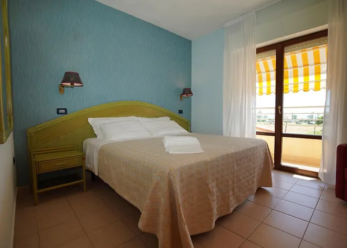 Rivadoro-spiaggia Ombrellone E Lettini-piscina-parcheggio Hotel