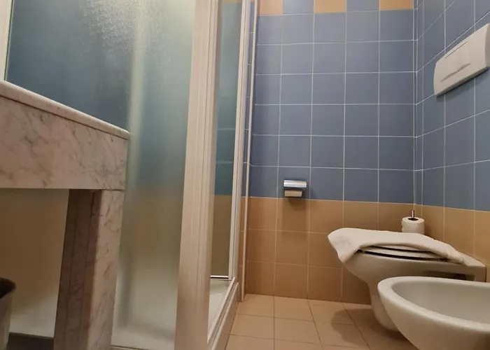 Otel Rivadoro-spiaggia Ombrellone E Lettini-piscina-parcheggio Martinsicuro