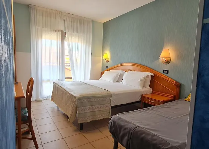 Hotel Rivadoro-spiaggia Ombrellone E Lettini-piscina-parcheggio