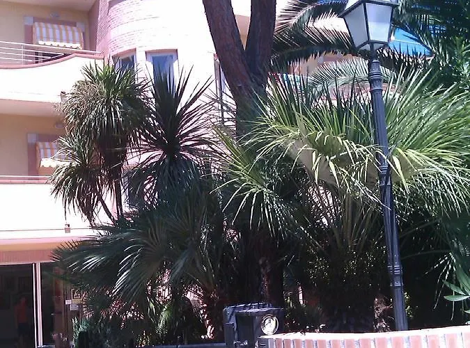 Rivadoro-spiaggia Ombrellone E Lettini-piscina-parcheggio Otel Martinsicuro